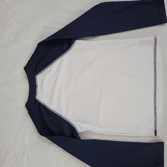 Lightning Bug boys size 6, solar, swim rash guard, long sleeve shirt. - Picture 3 of 3